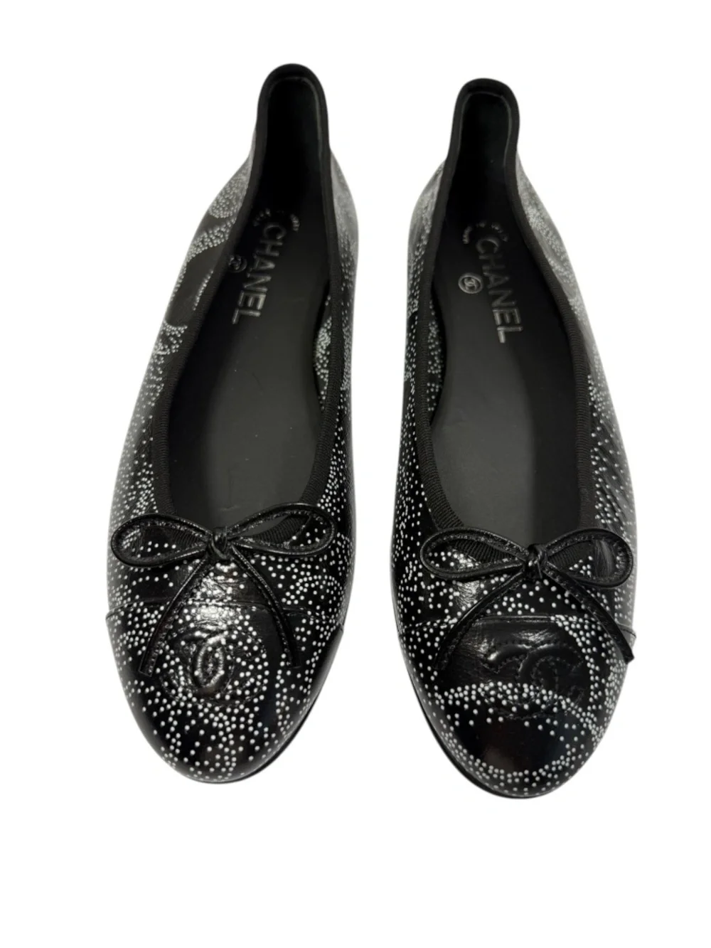 CHANEL Black White Camellia Printed Cap Toe Ballerina Flats Shoes EU 39 Italy